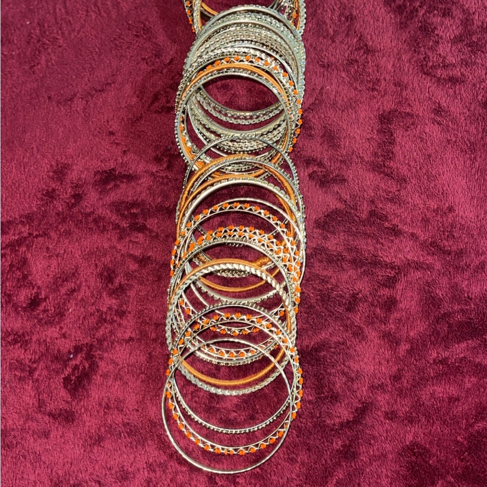 Bracelets - Picture 2 of 3